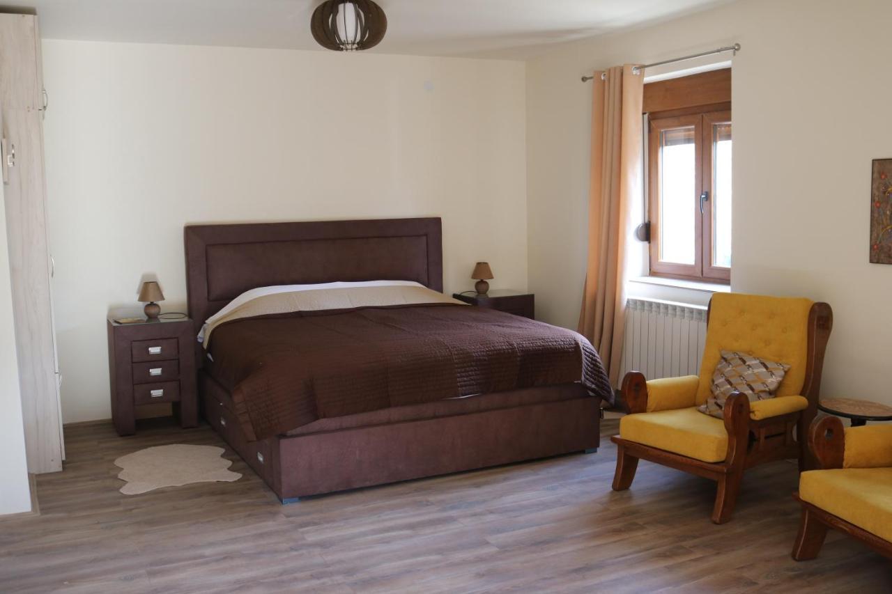 Zvjezdana Dolina Garni Hotel Andrijevica Exterior foto